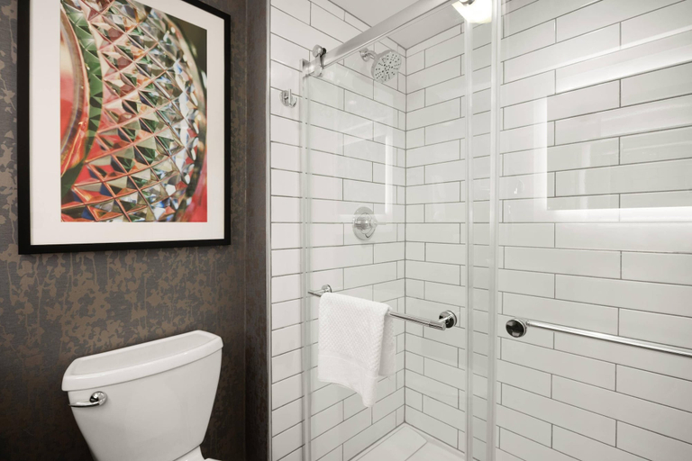 Bathroom 5, Radisson Hotel Corning, Steuben