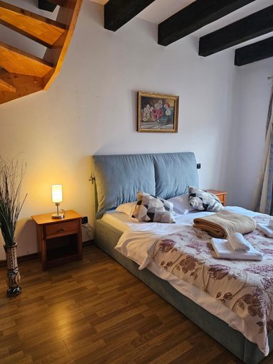 Bedroom 2, Belvedere Chalet Bran, Bran