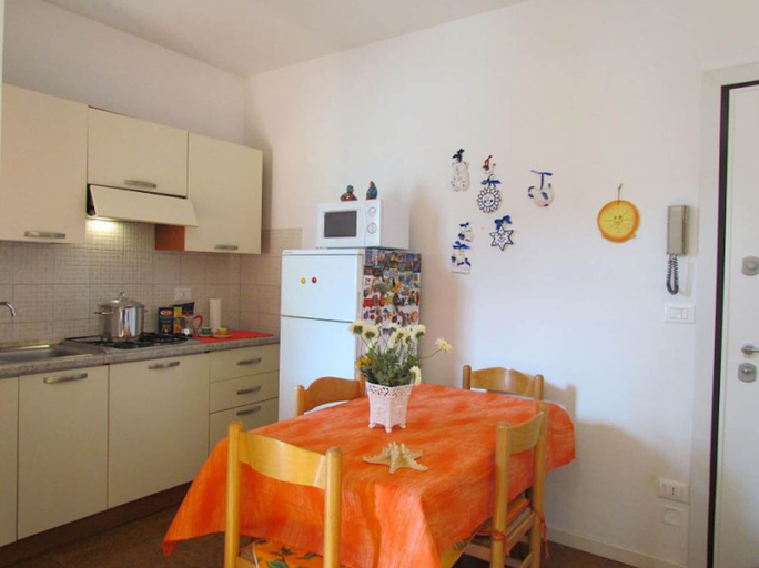 Dining room 3, Vacation by the Pool in Bibione - Beahost, Venezia