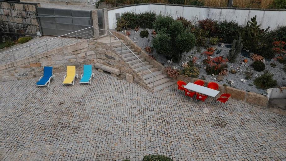 Others 5, Villas Belita, Marco de Canaveses