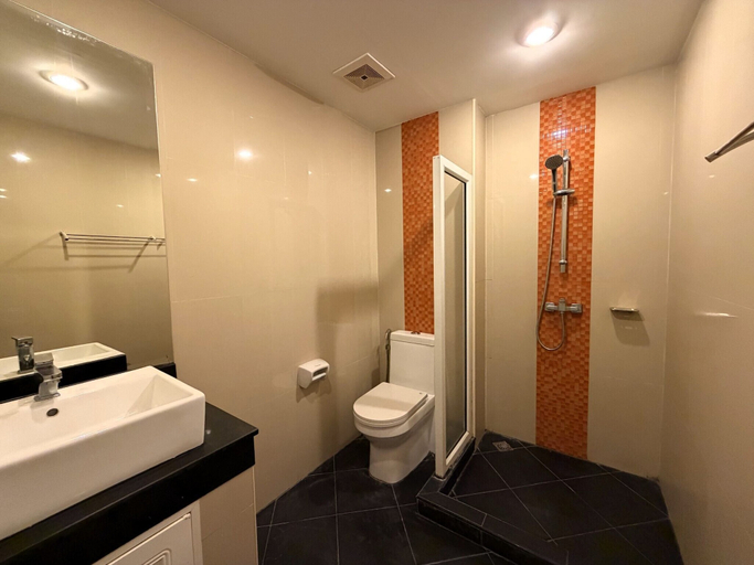 Bathroom 4, Cozy Studio With Balcony - Pratumnak Hill, Pattaya