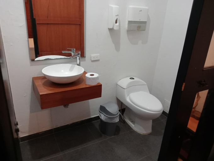 Bathroom, Hostal Patio del Rio, Santiago de Cali