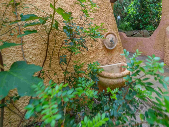 Property grounds, Exclusive Retreat Just a few Meters From the sea, Sassari