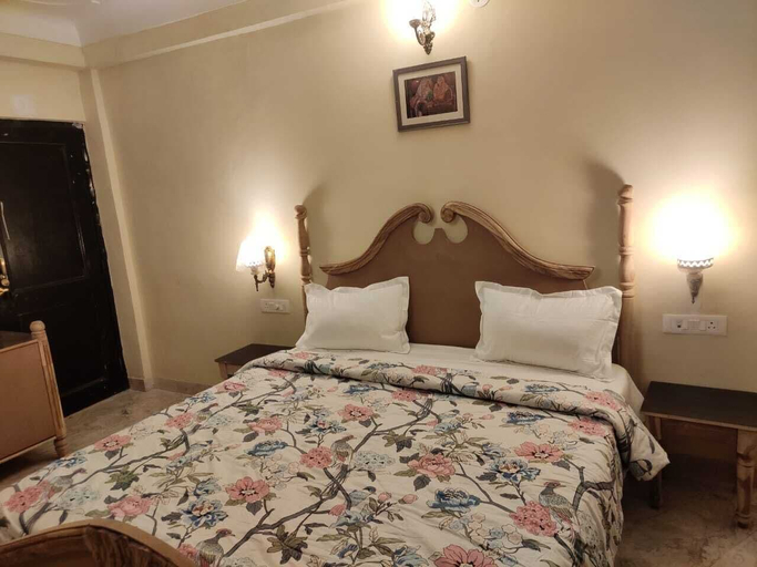 Bedroom 4, Moti Mahal Muroli, Udaipur