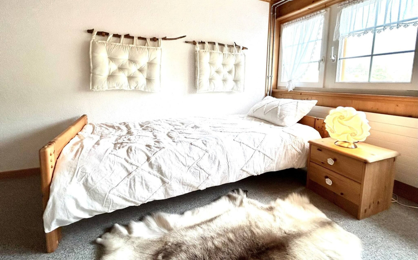Room 4, Charming Duplex Apartment, Toggenburg