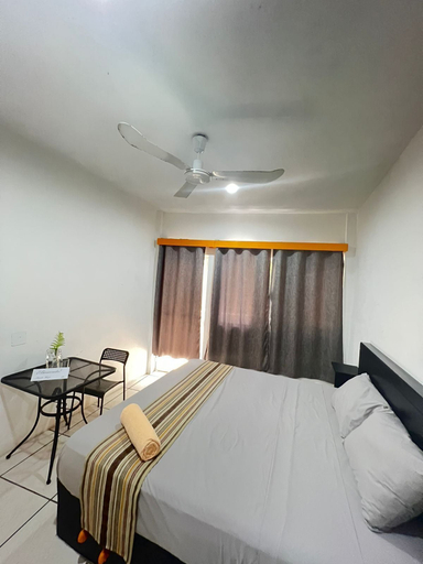 Room 5, Room-private Room With King Size bed num, Dist. Pochutla