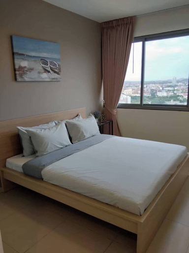 Room 5, Large High Floor, Best Pool and Great Location, Pattaya