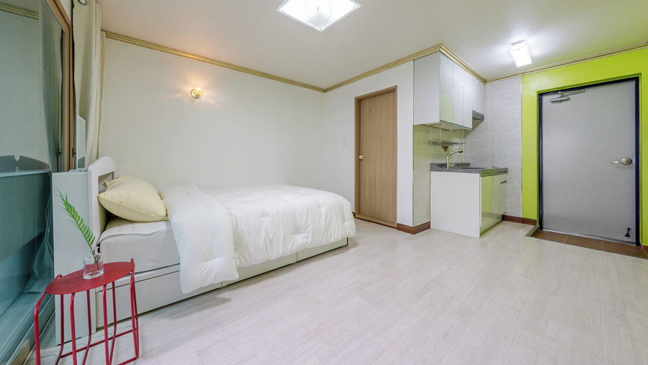 Room 4, Samcheok Haeparang Pension, Samcheok