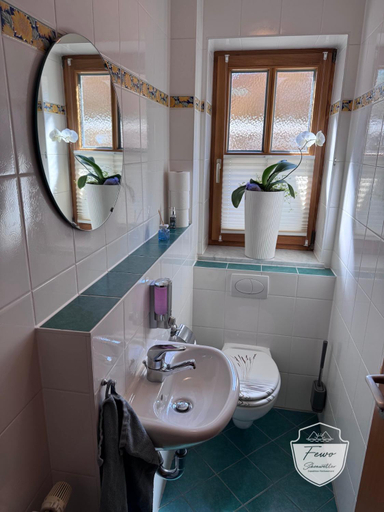 Bathroom 2, Ferienwohnungen Schonwetter Oberpfaffenhofen, Starnberg