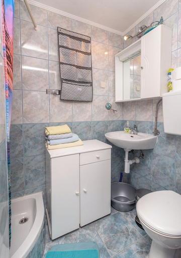 Bathroom 2, Apartments Kate, Trogir