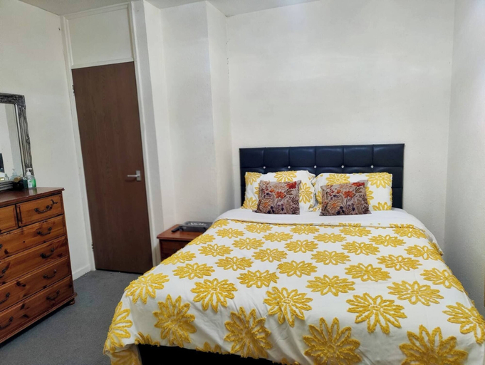 Room 1, Peterborough Nice House With Garden Free Parking, Cambridgeshire