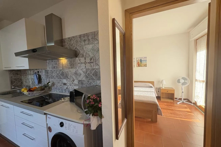 Laundry 4, Bright Flat Near the Beaches of Lu Bagnu, Sassari