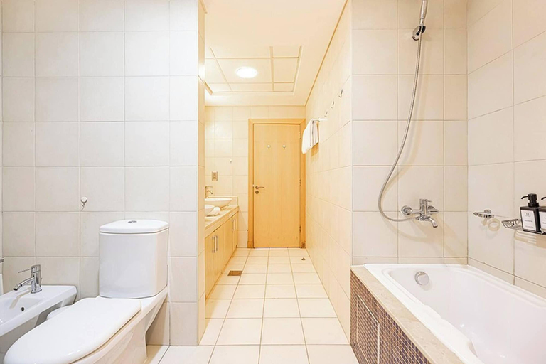 Bathroom 3, Full Sea And Burj Al Arab View 2 Br Extra Room, Dubai