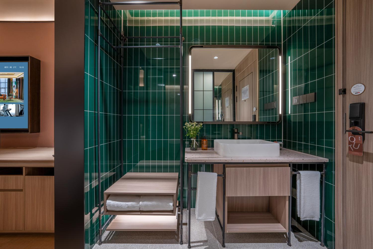 Bathroom 3, Orange Hotel Beijing Tongzhou Global North Canal, Beijing