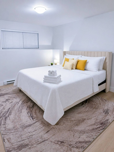Room 2, Stylish 3-bedroom Full House Near Magnetic Hill, Westmorland