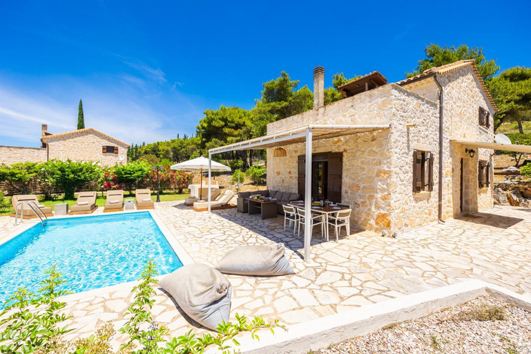 Others 2, Villa Boscheto Tria, Ionian Islands