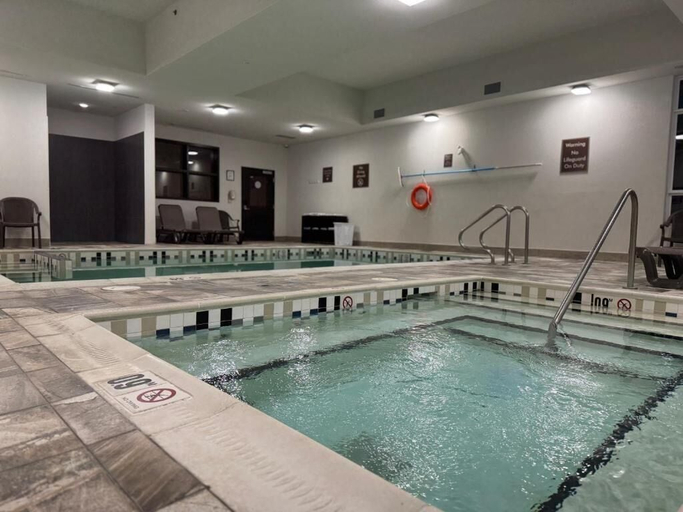 Pool 2, Southfort Inn, Division No. 11