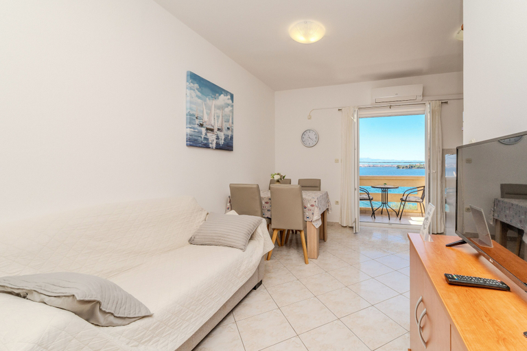 Bedroom 4, Apartment for 4 Persons, by the sea and With Beautiful View, Preko
