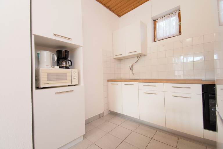 Private kitchen 4, Apartment Near Paklenica1, Starigrad