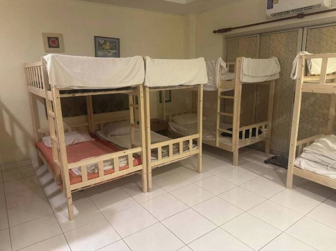 Room 4, Bursa Hotel, Pulau Phuket