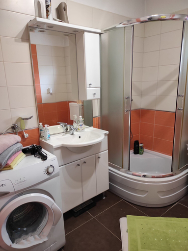 Others 4, Apartments Nina i Harry, Senj