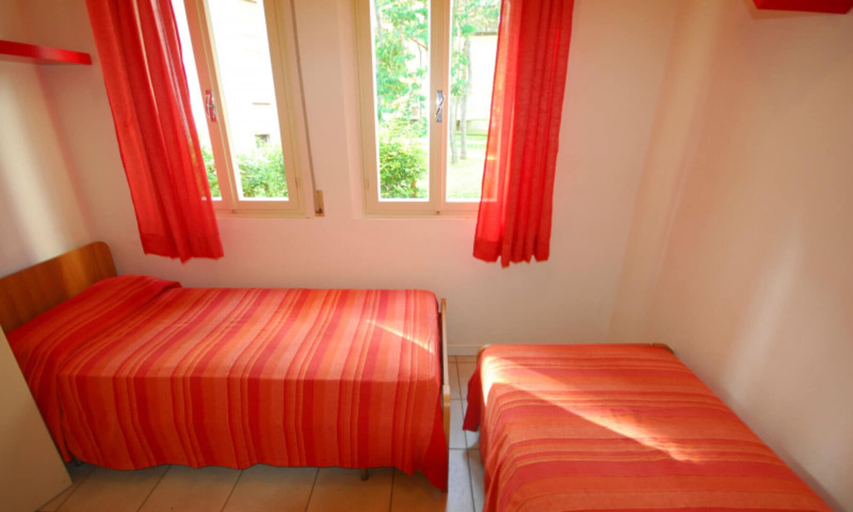 Room 5, Cozy Villa in Lignano Pineta, Udine