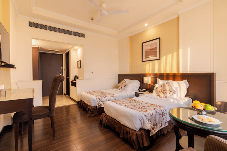 Bedroom 3, Hotel Blue Saphire Countryside, Nainital