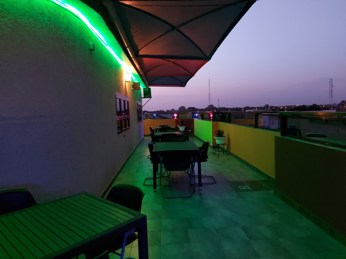 Outdoor dining 3, Room-deluxe Double Bed Bedroom in Lome -, Golfe (incl Lomé)