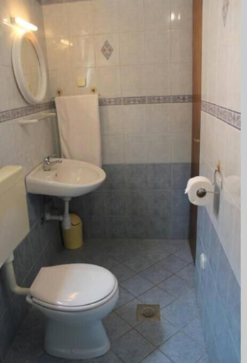Bathroom, Sea View Apartment Orhideja, Sleeps 4, Preko