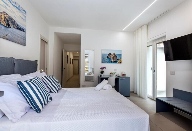 Bedroom 3, B&B Gargiulo Family, Napoli