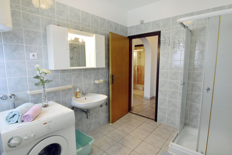Laundry, Spacious Apartment in Umag, Umag