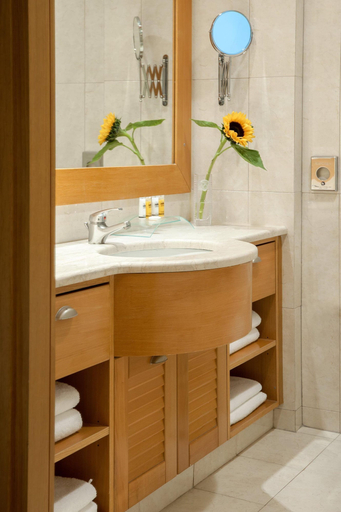 Bathroom 5, The Athenian Callirhoe Exclusive, Attica