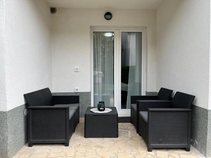 Terrace/patio 3, Apartments Angels Anna i Marlen, Pula