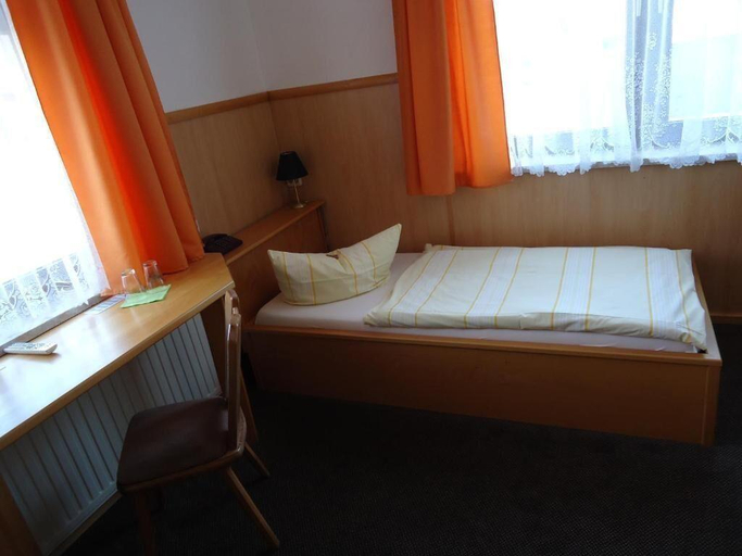 Bedroom 3, Cityhotel Magdeburg, Magdeburg