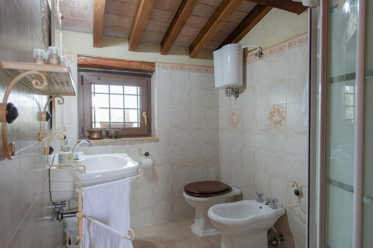 Bathroom 3, Agriturismo Torre Quadrana, Perugia