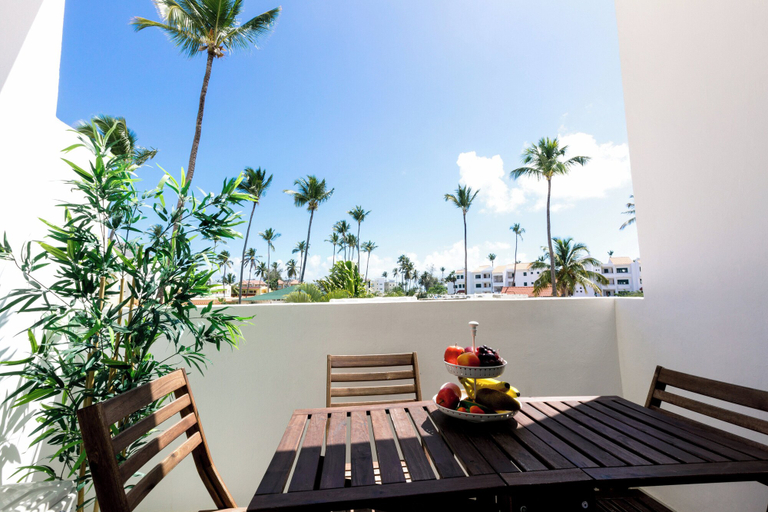 Balcony 3, TROPICAL ESCAPE - SUITES and STUDIOS, Salvaleon de Higuey