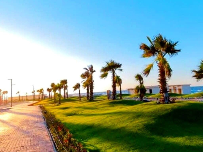 Others 5, Modern Chalet Steps Away from the Beach, Al-Manasrah