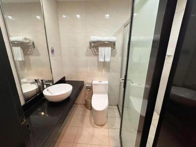 Bathroom 3, More New Hotels, Dongguan