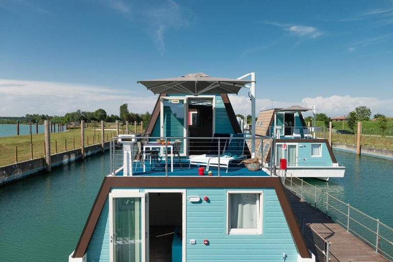 Others 4, Tranquil Marina Azzurra Resort House Boat 2 Bedroom Sleeps 6 A, Udine