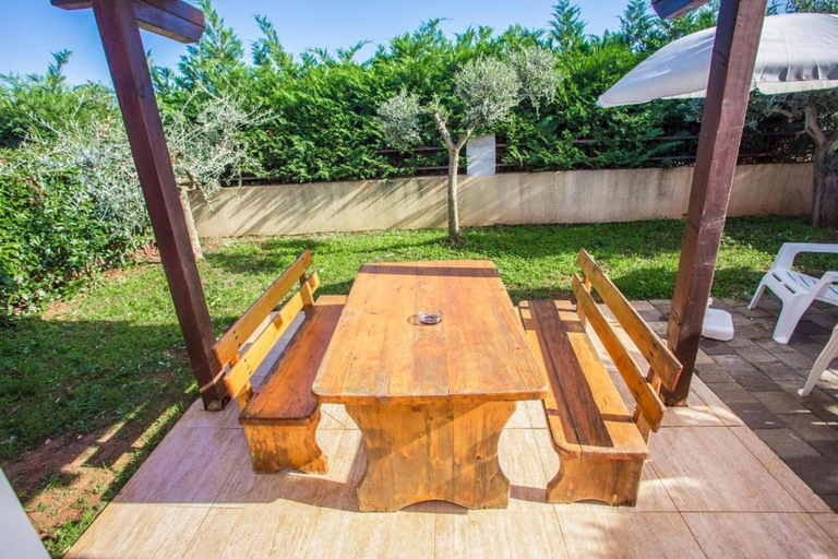 Terrace/patio 2, Apartments Eny, Poreč