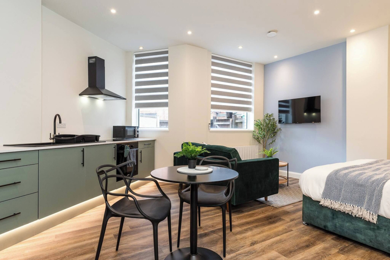 Dining, Harmony 4 - Cosy Studio Apt Near DMU & City Center, Leicester