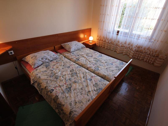 Bedroom 3, Family Ground Floor Apartment, Close to the Beach, Zadar