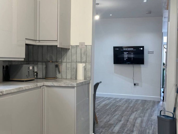 Room amenity, New and Stylish Home, Portsmouth