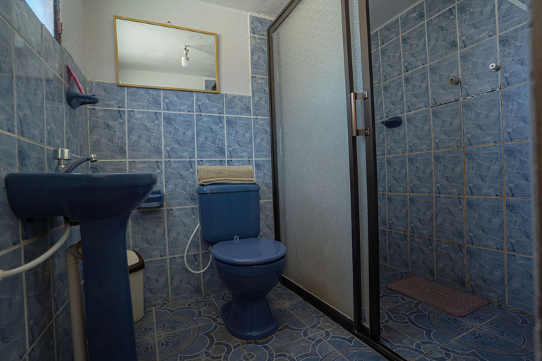 Bathroom 3, Hostal Terra Sal, Antonio Quijarro