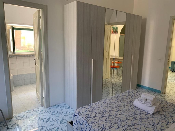 Bedroom 3, Palazzo De Donno Apartment 4, Lecce