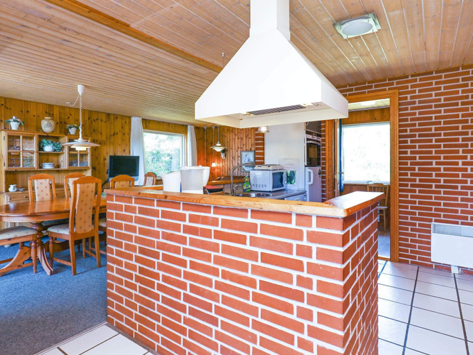 Food & Drinks, 6 person holiday home in Bindslev, Hjørring
