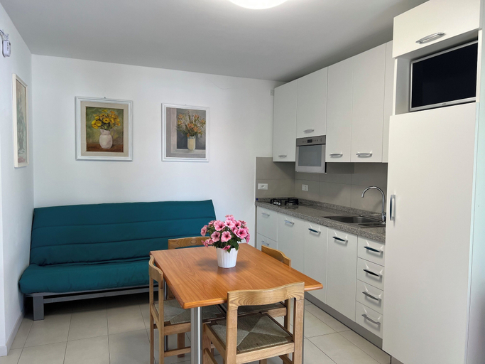 Living room, Renovated Flat in Lignano Center, Udine