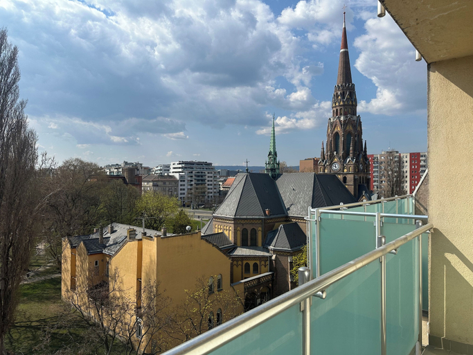 Property grounds, OB44 Apartments Budapest, Budapesti