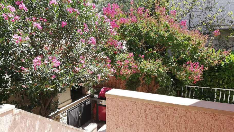 Others 2, Room in Apartment - Villa Puljic, Omiš