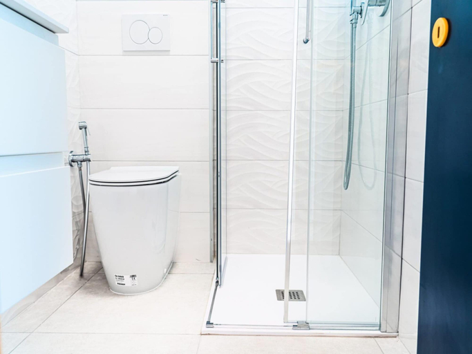 Bathroom amenities 5, Enjoy the sun From the Terrace of our Studio, Venezia